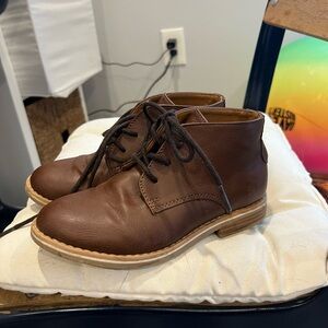 Boys chukka boots